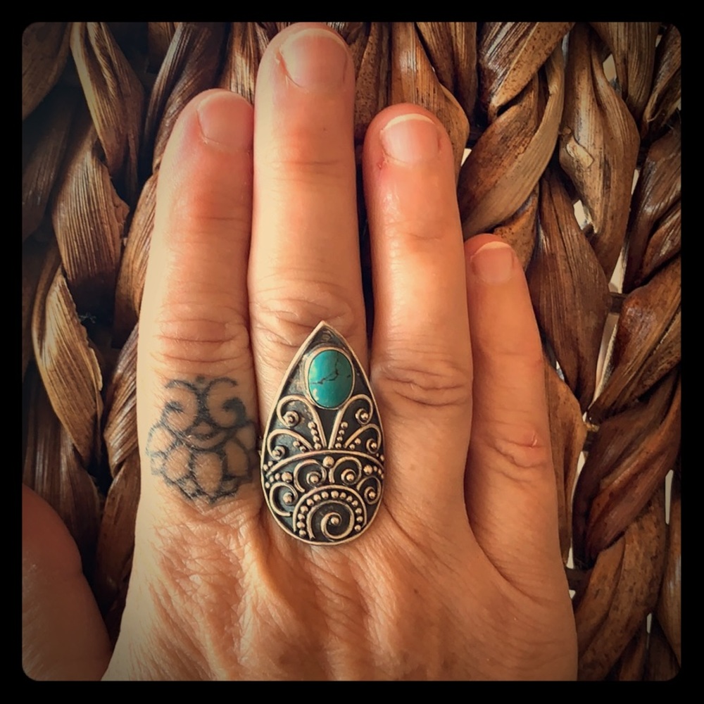Turquoise silver ring